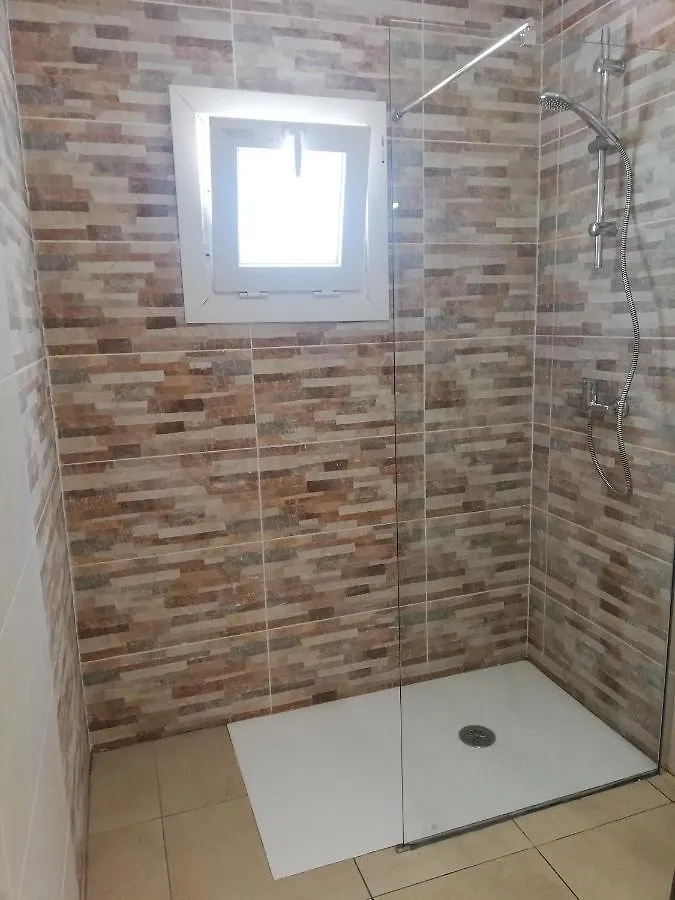 Apartamento casa-Apartamento planta baja,Jardín privado Romanyà de la Selva