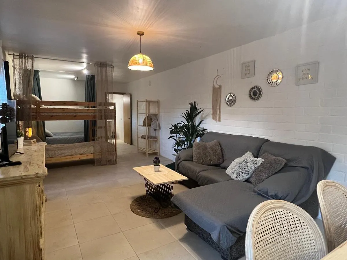 Apartamento casa-Apartamento planta baja,Jardín privado Romanyà de la Selva