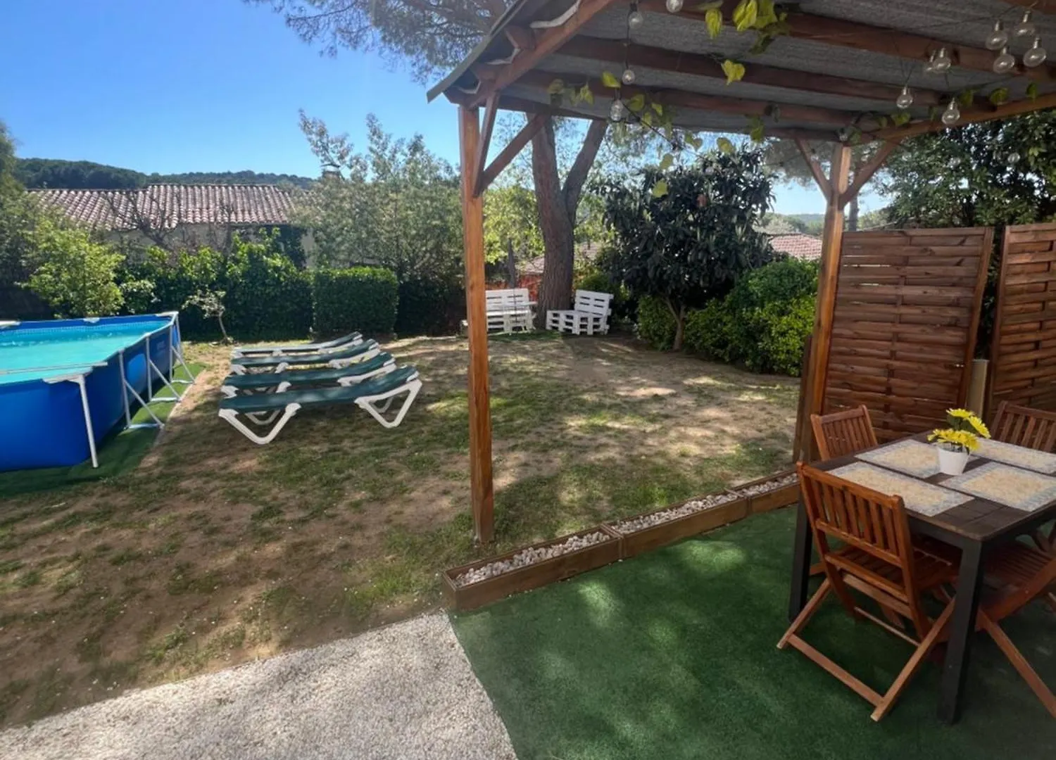 Apartamento casa-Apartamento planta baja,Jardín privado Romanyà de la Selva